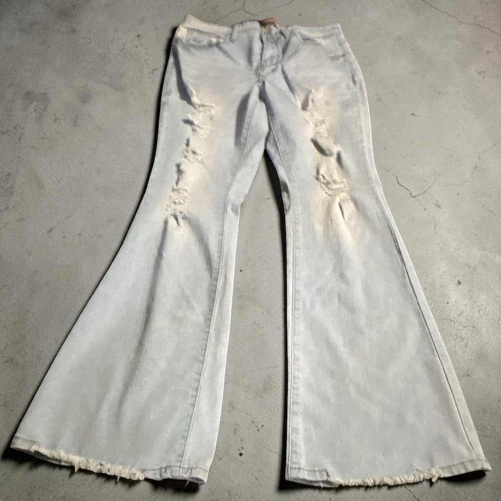 Elite Jeans Women's Flared Jeans Light Wash Blue Denim Distressed Sz 13/14